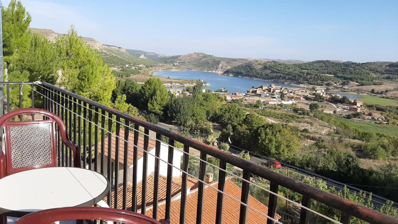 Apartamentos Rurales La Posada De Donato Nuévalos エクステリア 写真
